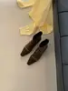 []Botas de tornozelo com salto agulha e bico quadrado, coleção outono 2026, elegantes botas de camurça plissada de cano médio para mulheres