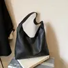 Elegante bolso tote tejido 2026 nuevo bolso de moda para mujer, vintage versátil de gran capacidad para el hombro