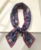 Lenço Pequeno Estampado Primavera e Outono Dongdaemun para Mulheres, Pequena Decoração de Fita, Laço para Bolsa, Lenço de Seda, Venda por Atacado de Lenços, Laço, Pequeno Estilo Chanel