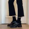 Mocasines súper suaves de piel genuina con tacón grueso para mujer, nuevo modelo 2026, zapatos de piel negra, estilo británico, slip-on, retro, zapatos de un solo color