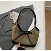 Bolsa Coreana Grande Capacidade Estampa de Leopardo para Mulheres 2025 Nova Outono e Inverno Bolsa de Braço Axila Bolsa Tote Tendência para Estudante Universitário Roupas de Trabalho