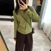 Otoño/Invierno 2026 Nuevo Estilo Coreano Holgado Adelgazante Versátil Casual Tejido de Punto Falso de Dos Piezas para Mujer Capa Base de Terciopelo para Mujer