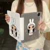 Conejo Phi de Little Corn Aplicable a Funda Protectora para Tableta iPad 11ª/10ª Generación Universal air6/7/8 Pegatina Lateral 2024Pro