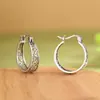 Pendientes de Plata S925 Rey Ciervo Dorado Nuevos de Lujo Ligero Nicho Huecos Hierba Tang Adecuados para Rostros Cuadrados y Redondos Pendientes de Botón