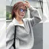 Suéter Gris Estilo Coreano con Solapa para Mujer 2026 Otoño/Invierno Nueva Llegada Textura de Alta Gama Temperamento Suave Pegajoso Estilo Perezoso Top de Punto