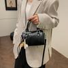 Bolso Boston de alta gama para mujer, bandolera de hombro portátil retro combinable, estilo 2024