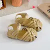 Sandalias Cerradas de Niña Estilo Coreano 2026 Nuevo Verano Sandalias Romanas Huecas Tipo Jaula de Cerdo Zapatos de Princesa para Niños