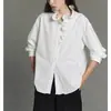 Camisa de Algodón de Fibra Larga Texturizado de Alta Densidad Estilo Barroco Retro Ola Ondulada Encaje con Volantes Cuello Alto Colección Primavera Temprana 2026
