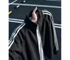 Chaqueta cárdigan azul marino de tres rayas para hombre, adecuada para primavera y otoño, estilo cleanfit, con cuello alto, diseño de chaqueta de béisbol y patchwork a rayas