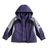 Traje de Niña Otoño Invierno 2026 Nuevo Estilo Coreano Niña Grande Tres en Uno Cortavientos Chaqueta Protectora de Color Bloque para Exteriores Infantil