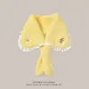 Oferta Especial Invierno Nuevo Estilo Bola de Lana Tejida Oso de Dibujos Animados Flor de Fresa Bufanda Cálida para Niños Niñas y Niños