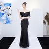 16036 # Banquete Vestido de Noite Elegante Champagne Off-ombro Fishtail Longo Reunião Anual Vestido Feminino Primavera