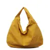 Bolso de hombro de gran capacidad para mujer, bolso de mano minimalista de tela de nailon plisado, bolso tote, bolso de viaje estilo casual