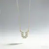 Collar en forma de U Sonrisa Dorada con Diamantes para Mujer, Cadena de Clavícula Minimalista de Lujo Ligero, Estilo Coreano y Japonés, Accesorio Versátil para el Día a Día
