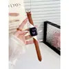 Correa de Reloj de Cuero Genuino Morandi de Bloques de Color Inclinados Compatible con Apple 11 S12 Huawei GT7 Fit5 Xiaomi Pulsera