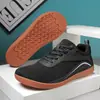Novos sapatos masculinos de forma larga sapatos femininos para caminhada sapatos de bico largo respiráveis sola macia sapatos esportivos de tecelagem fly para dirigir casal