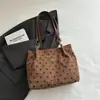 Bolso de mano tipo tote de lunares simple y casual para mujer, nuevo bolso versátil de alta gama para llevar bajo el brazo, bolso de mano de pana, bolso de hombro para ir al trabajo