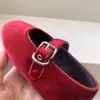 Zapatos Mary Jane para niños, colección de otoño, zapatos de terciopelo para niños, zapatos de una sola pieza para niñas, punta poco profunda, suela blanda, zapatos de princesa para bebé, 2026