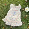 Roupas Finas Anti-Queda para Gatos Primavera e Verão Respiráveis com Guia Floral Bichon Pomeranian Corgi Teddy