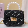 Bolso Bandolera Nuevo Estilo para Niñas, Billetera de Monedas con Cadena, Bolso de Mano de Perlas para Niñas, Minibolso de Gelatina Dopamina al por Mayor
