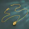 Color Dorado Retro Francés Trefilado Dorado Orfebrería Diamante Piña Pequeña Fruta Colgante Arena Dorada Moda Tendencia Nicho Diseño Colgante