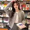 Chaqueta Suéter de Punto Retorcido con Cuello Redondo para Mujer Otoño e Invierno 2025 Nueva Versátil Juvenil Ajustada Corta Retro Elegante Ropa de Punto