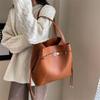 Bolso tipo cubo Bolso de mano sencillo de color sólido Bolso de hombro versátil de moda de color sólido Bolso de gran capacidad Bolso de axila para mujer