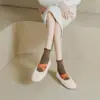 Zapatos de Piel de Oveja Estilo Francés Mary Jane Peludos de un Solo Zapato Modelos Nuevos Primavera, Otoño e Invierno 2026 con Forro Polar Adicional, Zapatos de Ballet con Cordones