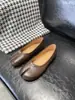 Versión de Piel de Vaca~Zapatos Únicos de Cuero de Caballo Lavado con Dedos Separados para Mujer, Planos Plateados Poco Profundos de Pezuña de Cerdo, Zapatos de Ballet Nuevos