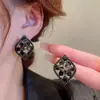 Elegantes Brincos de Cristal em Losango Preto, Nova Moda Tendência de Celebridade da Internet, Design de Nicho, Sensação de Alto Padrão, Fechos de Pressão e Tarraxas de Prata