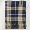 2018 nuevo otoño e invierno hombres cachemir europeo y americano cuadros británicos bufanda de borlas decorativa cálida venta directa de fábrica