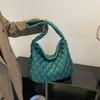 Otoño e Invierno 2023 Nuevo Abrigo Sencillo de Algodón Tela Bolso de Hombro Suave Bolso de Axila Retro Bolso Cruzado Moda Portátil Bolso de Mujer