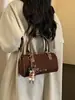 Bolso de mano retro de cuero esmerilado europeo y americano 2025, bolso de hombro de cuero PU moderno para mujer, bolso cruzado de alta calidad de moda