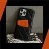 Funda Clásica Negra Estilo Chanel Acolchada Manzana para Teléfono 17 Pro Adecuada para iPhone 16 Pro Textura de Cuero 15 Pro/14