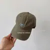 Gorra de pico nueva de estilo coreano para otoño para niños, estilo retro vintage con pequeño logo redondo bordado, gorra de béisbol al por mayor