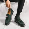 Zapatos Casuales de Cuero Gamuzado Estilo Británico para Hombre, Versión Coreana Versátiles que Aumentan la Altura, Zapatos de Moda para Hombres Jóvenes, Zapatos para Hombre con Punta Fina para Peinador