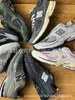 Zapatos Putian Puros Originales Serie Nb2002R Gris Yuanzu para Hombres y Mujeres Retro Casual Deportivos Puros Originales Transpirables Zapatos de Papá