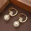 Moda Transfronteriza Europea y Americana Simple Brillante Totalmente Diamantado Circonita Flor Bola Postes para Pendientes Pendientes de Alta Gama Nicho Exquisitos Accesorios para Pendientes