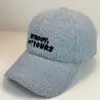 Nueva Gorra de Béisbol de Lana de Cordero Bordada con Letra Otoño e Invierno Engrosada Cálida Estilo Pareja Gorra de Pico Moda Coreana Versátil