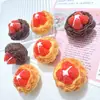 Tarta de Fresa con Crema 3D Pegamento de Resina para Crema Adornos para Casa de Muñecas Colgante Pasador Materiales de Bolsas Sorpresa Pequeños Accesorios