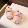 Botas de nieve para bebé niña, zapatos de algodón para niño pequeño e infantil, forradas de felpa y engrosadas, de 0 a 6 años, zapatos suaves para caminar de invierno, botas para niñas