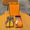 Caja de regalo de combustible para el examen de ingreso a la universidad para ganar el primer llavero de girasol bolsa colgante de bolsa para enviar a los estudiantes regalo de graduación