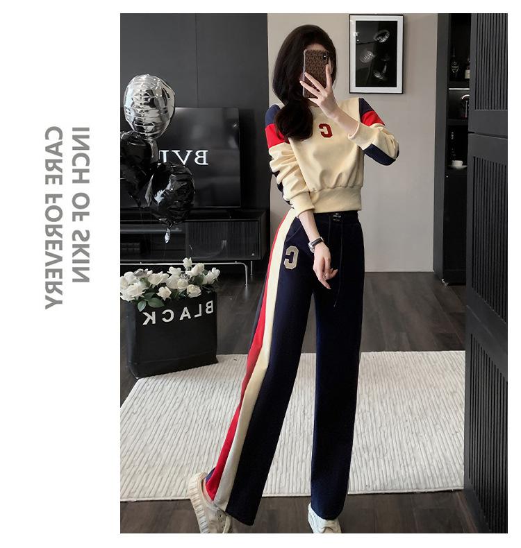 跨境淘货源分销2024秋冬季新款街头潮流减龄小个子爆款欧货网红款运动套装休闲运动气质休闲时尚流行新款秋装秋装女装时尚套装套装女装秋季套装女套装女女士运动服女装两件套套装卫衣套装休闲套装秋季套装女装时尚套装盐系休闲套装女装2024百搭设计感小众洋气欧货阿里国际站跨境采购Cross-border, shopping source, foreign trade, export, distribution 2024 fall, winter, new, street trend, explosive, European goods, network red, sportswear, leisure sports, temperament leisure, fashion popular, new autumn wear, autumn women's wear, fashion suit, women's wear, women's wear, women's wear, women's sportswear, women's two-piece, hoodie suit, casual suit, autumn suit, women's wear, Fashion suit salt department, casual suit women's dress, Ali International Station, cross-border procurement