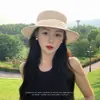 Chapéu de Palha de Topo Reto Estilo Hepburn para Mulheres, Chapéu de Sol de Aba Larga para o Verão, Versátil para Férias na Praia, Faz o Rosto Parecer Menor, Chapéu de Palha da Moda