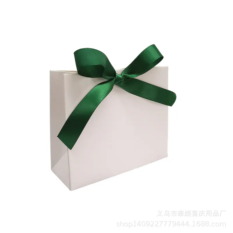 空白口袋礼物盒 (12).jpg