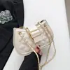 Bolso para mujer 2024 Invierno Nueva Moda Estilo coreano bandolera Popular para mujer casual cadena bolso cuadrado pequeño