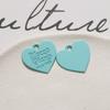Pendientes DIY de aleación de pintura simple de nicho para todas las ocasiones, con palabra unilateral y corazón colgante, accesorios para el cabello de mujer, material para funda de teléfono, lote