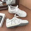 Zapatos de Senderismo para Exteriores de Malla Súper Ligeros y Transpirables 2026 Verano Nueva Moda Versátiles Hacen que los Pies Parezcan Más Pequeños Aumentan la Altura Casuales para Mujer