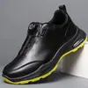Zapatos Casuales de Negocios Deportivos de Nueva Superficie de Cuero para Hombre Botón Sin Cordones Suela Gruesa Deportivos Casuales Transfronterizos Dropshipping Zapatos para Hombre