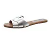 Plus size Flat Trendy Indoor e Outdoor Chinelos Femininos 2023 Novo Comércio Exterior Cruz Cor Sólida Moda Sandálias e Chinelos
